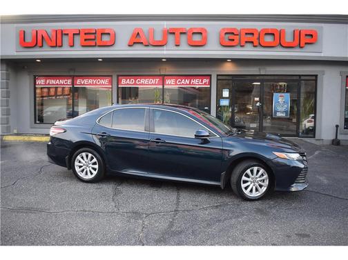 2019 Toyota Camry LE