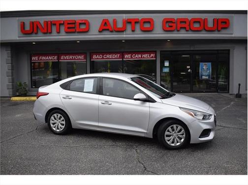 2020 Hyundai Accent SE