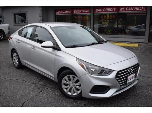 2020 Hyundai Accent SE