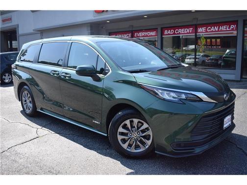 Cypress 2021 Toyota Sienna LE