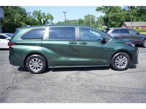 Cypress 2021 Toyota Sienna LE