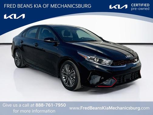 Aurora Black 2024 Kia Forte GT-Line