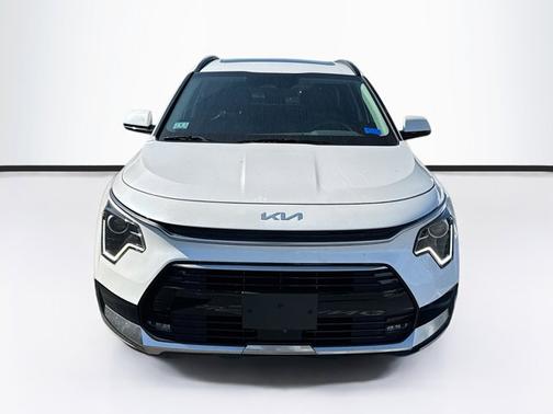 2024 Kia Niro EX Touring