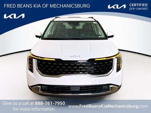 Snow White Pearl 2025 Kia Carnival Hybrid SX