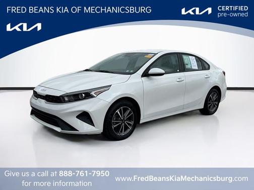 Snow White Pearl 2022 Kia Forte LXS