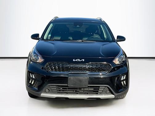 2022 Kia Niro LXS