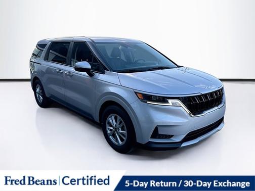 2023 Kia Carnival LX