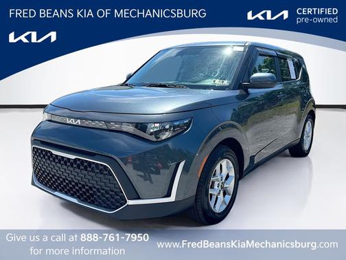 Gray 2023 Kia Soul LX