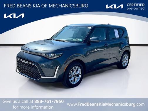 Gray 2023 Kia Soul LX
