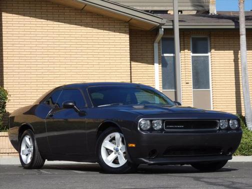 2013 Dodge Challenger SXT