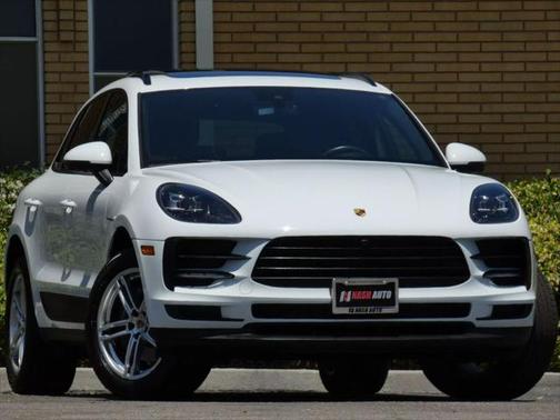 2021 Porsche Macan Base