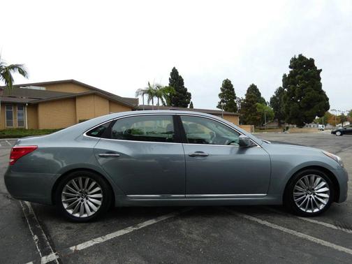 2016 Hyundai Equus Signature