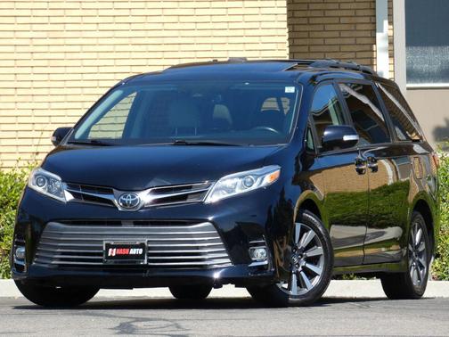 2018 Toyota Sienna Limited Premium