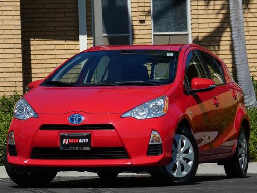 2014 Toyota Prius c One