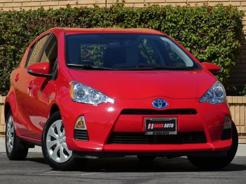 2014 Toyota Prius c One