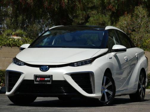 2020 Toyota Mirai Base