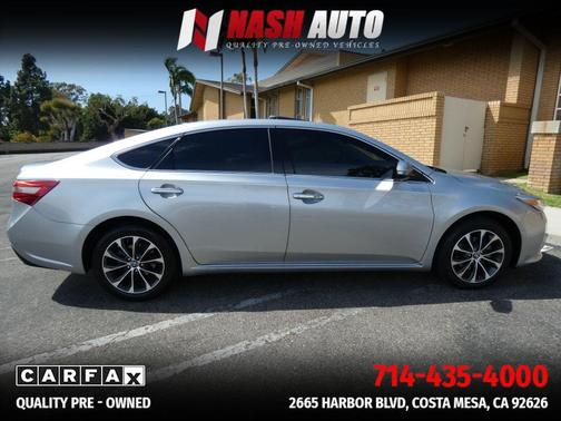 Celestial Silver Metallic 2018 Toyota Avalon XLE Premium
