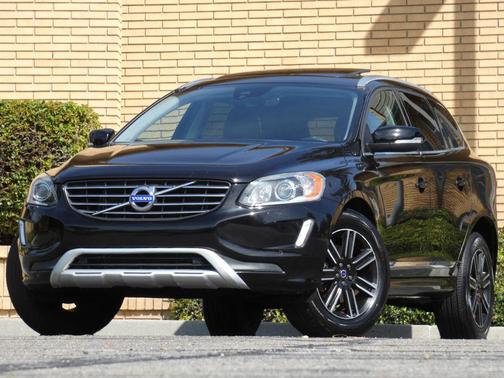 2017 Volvo XC60 T5 Dynamic