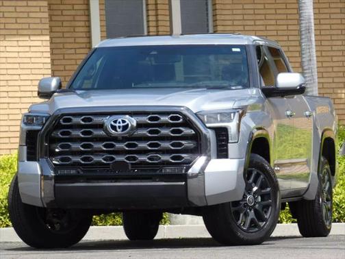 2024 Toyota Tundra Hybrid Platinum