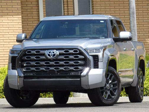 2024 Toyota Tundra Hybrid Platinum