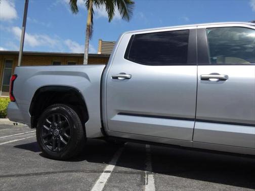 2024 Toyota Tundra Hybrid Platinum