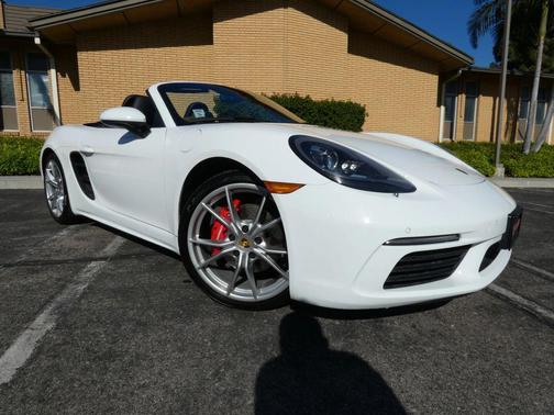 2017 Porsche 718 Boxster S