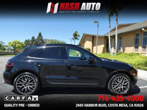Black 2018 Porsche Macan Macan Sport Edition