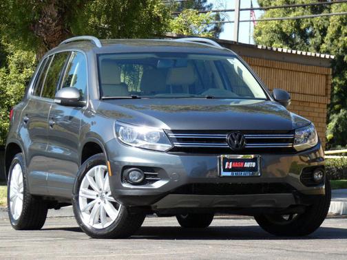 2012 Volkswagen Tiguan 2.0T SE 4MOTION