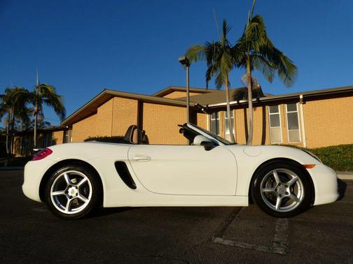 2014 Porsche Boxster Convertible 2D