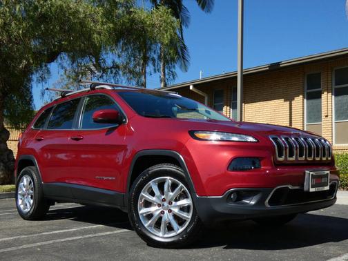 2016 Jeep Cherokee Sport