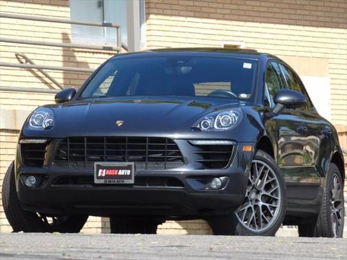 2018 Porsche Macan Base