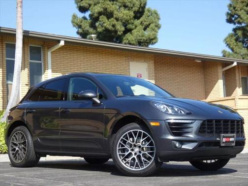 2018 Porsche Macan Base