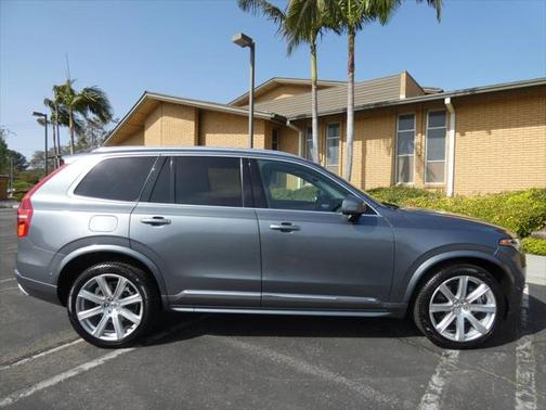 2019 Volvo XC90 Hybrid T8 Inscription