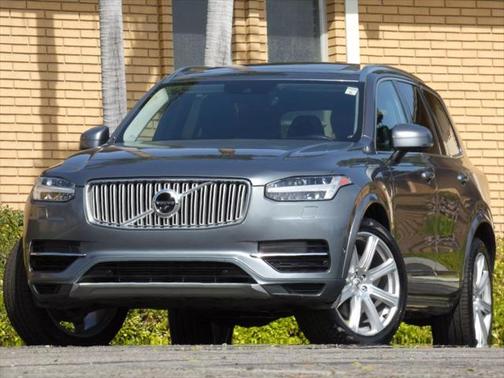 2019 Volvo XC90 Hybrid T8 Inscription