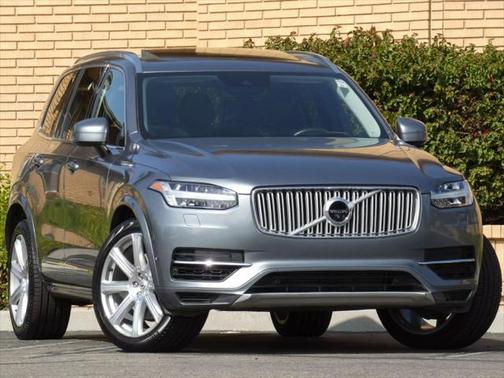 2019 Volvo XC90 Hybrid T8 Inscription
