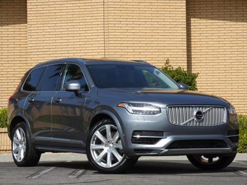 2019 Volvo XC90 Hybrid T8 Inscription