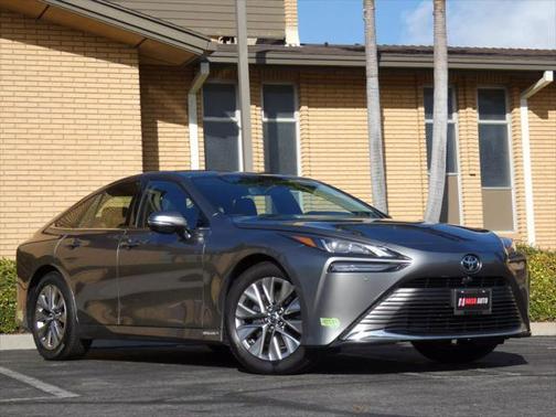 2023 Toyota Mirai Base