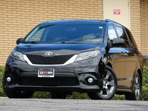 2015 Toyota Sienna SE