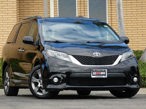 2015 Toyota Sienna SE