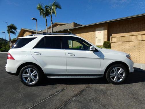White 2015 Mercedes-Benz M-Class ML 350 4MATIC