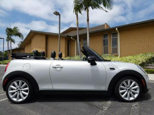 2018 MINI Convertible Cooper