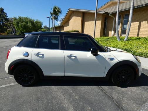 2017 MINI Hardtop Cooper S