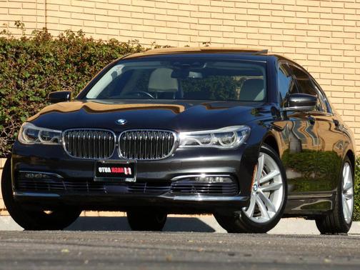2016 BMW 750 i xDrive