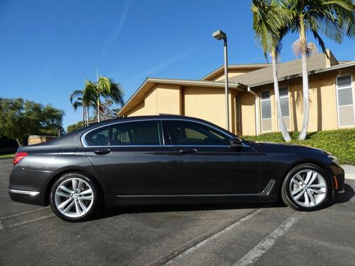 2016 BMW 750 i xDrive