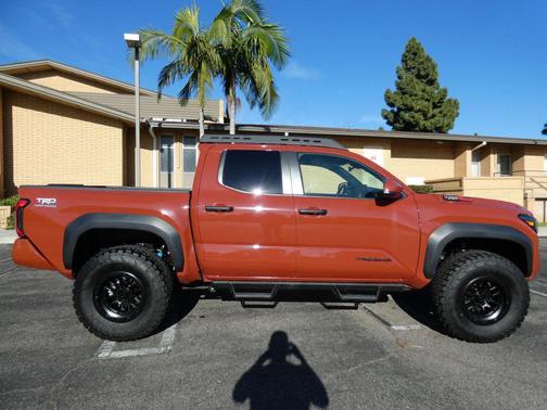 2025 Toyota Tacoma TRD Off Road
