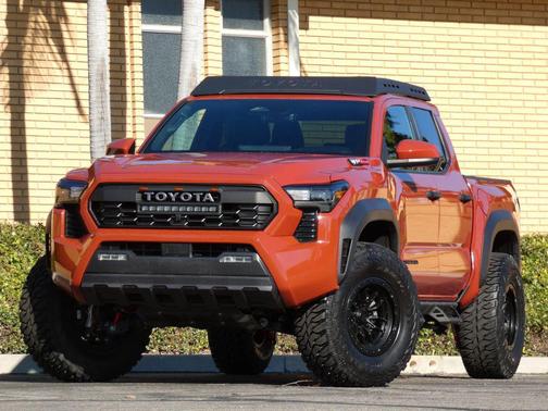 2025 Toyota Tacoma TRD Off Road