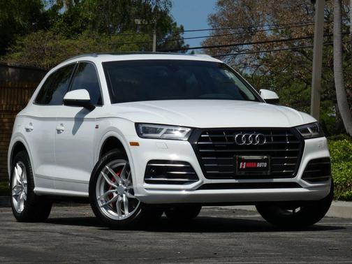 2020 Audi Q5 Premium Plus 55 TFSI e quattro S tronic