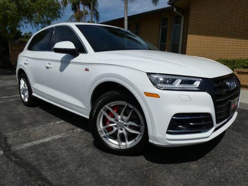 2020 Audi Q5 Premium Plus 55 TFSI e quattro S tronic