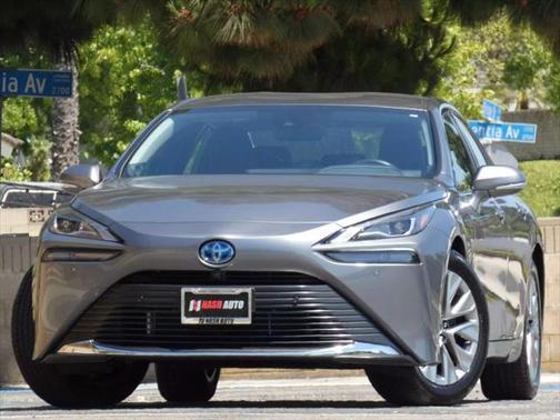 2022 Toyota Mirai Base