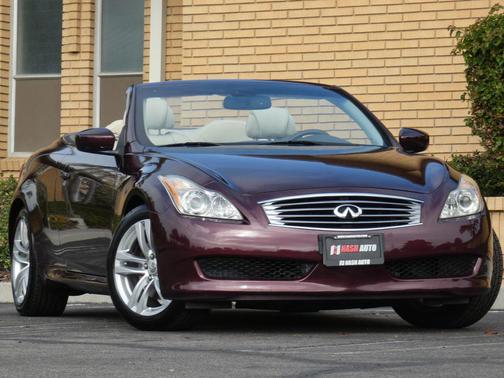 2009 INFINITI G37 Base
